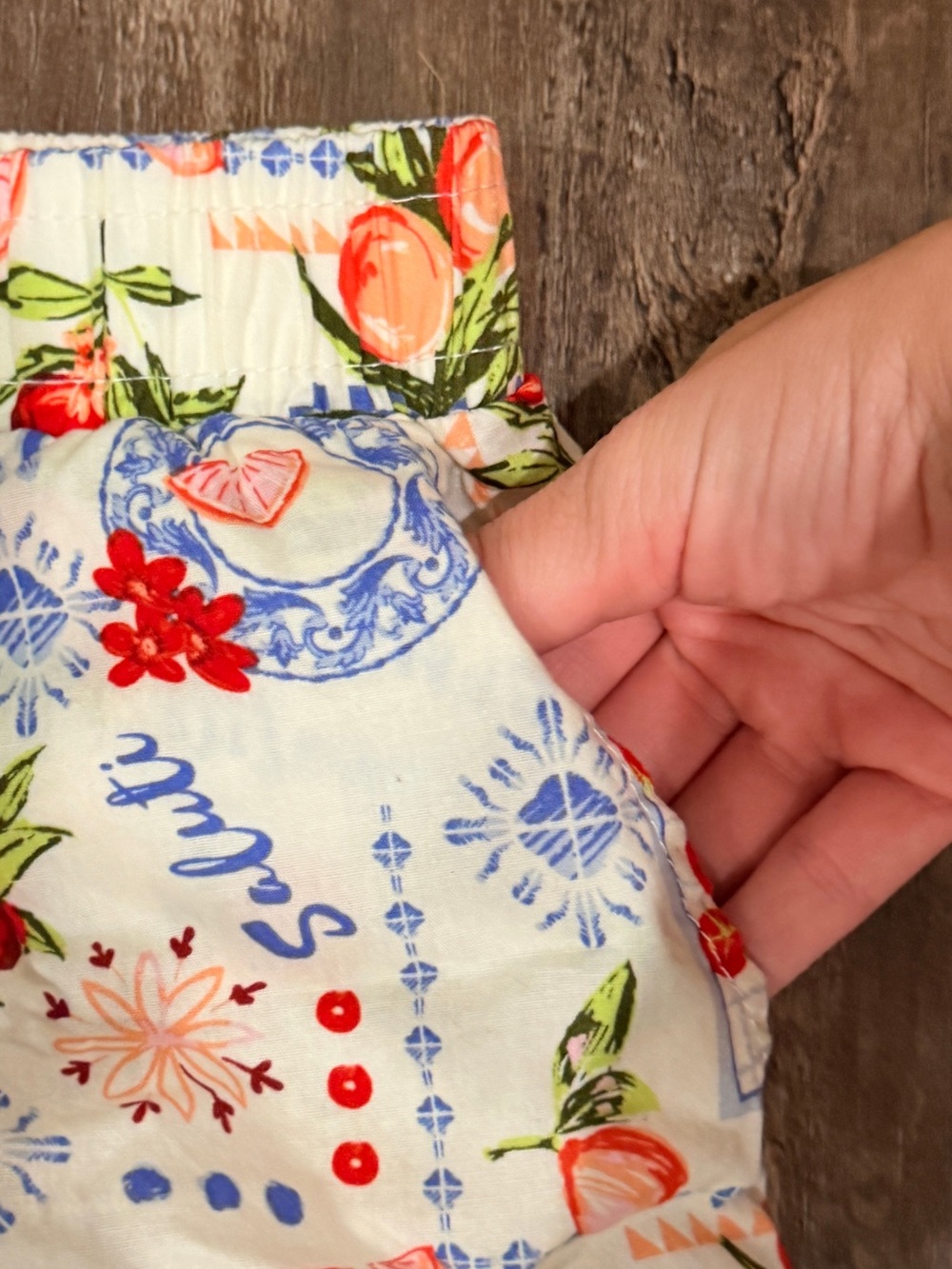 White Floral & Fruit Print Elastic-Waist Athletic Shorts - Picture 3 of 5
